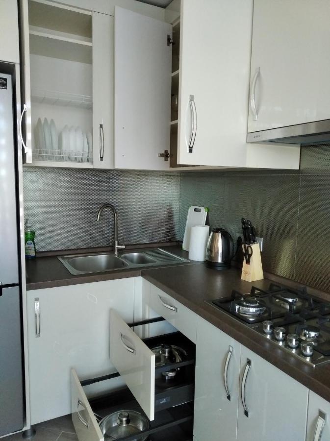 Sky House Exclusive Apartments Chişinǎu Buitenkant foto